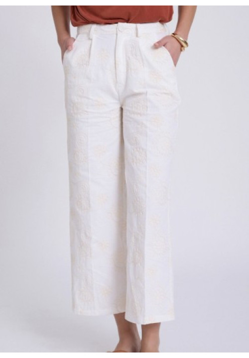 Pantalón bordado suizo