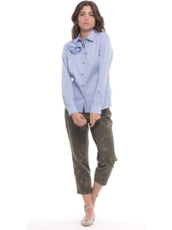 Pantalón estampado camuflaje