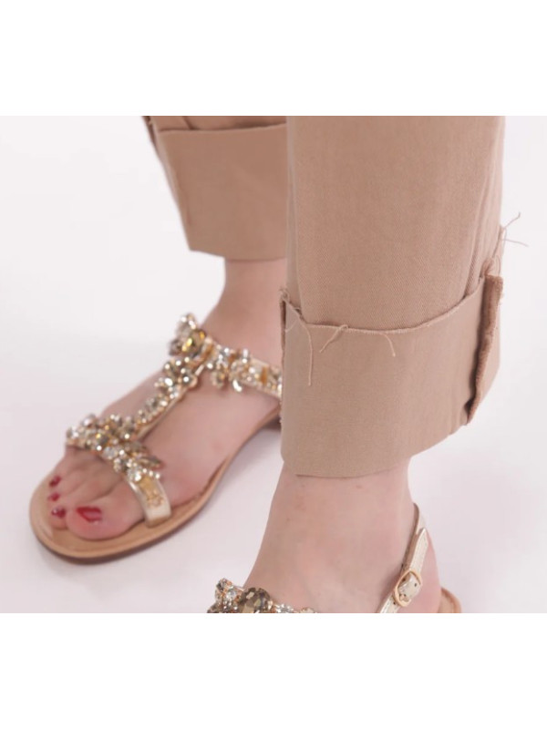 Pantalón cropped beig