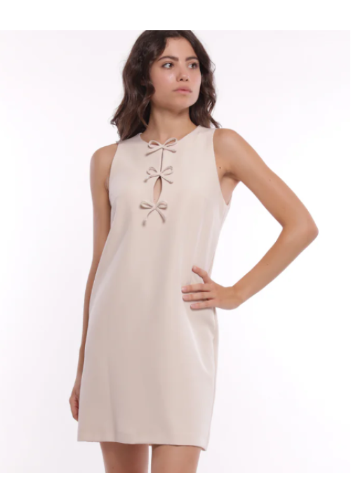 Vestido con detalle lazo beig