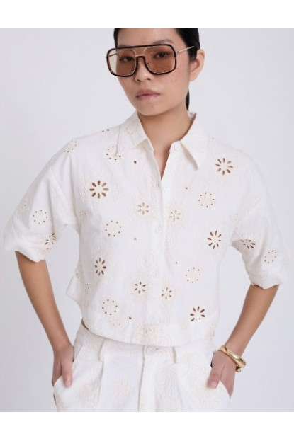 Blusa bordado suizo