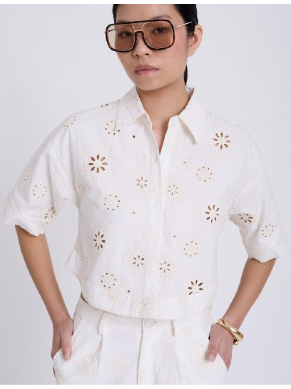 Blusa bordado suizo
